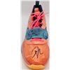 Image 2 : GIANNIS ANTETOKOUNMPO SIGNED NIKE BAKETBALL SHOE (BECKETT COA)
