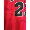 Image 2 : MICHAEL JORDAN, SCOTTIE PIPPEN AND PHIL JACKSON SIGNED BULLS JERSEY CORNER SPORTS COA