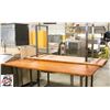 Image 1 : 3 84" X 29" X 37" WOOD TOP TABLES