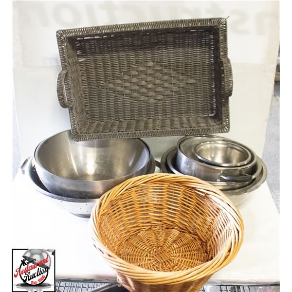 ASSORTED KITCHEN MISC