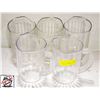 Image 1 : 5 CARLISLE POLY CARB PITCHERS