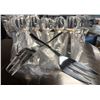Image 1 : 36 LARGE MEAT SERVING FORKS