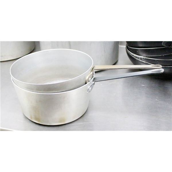 LOT OF 2 SAUCE PANS