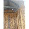 Image 3 : MEDIUM SIZED SHED APPROX 5.5’ x 5.5’ x 11’