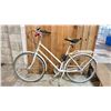 Image 2 : SIMCOE WHITE SINGLE SPEED BICYCLE