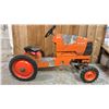 Image 1 : KUBOTA KIDS RIDE ON TRACTOR *REAR WHEEL NEEDS REPAIR*