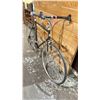 Image 2 : 12 SPEED RACING BIKE