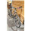 Image 2 : KONA LANA'I 21 SPEED BIKE (RUST ISSUES, FRONT & BACK BRAKE ISSUES)