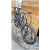 Image 2 : KOMA 10 SPEED BIKE (RUSTED CHAIN, REAR WHEEL DETACHED)