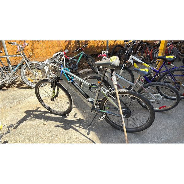 HYPER BLACK/GREEN 6 SPEED E BIKE *NO KEY, NO CHARGER, NO BATTERY*