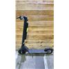 Image 2 : NO NAME BLACK E SCOOTER *NO KEY, NO CHARGER, WORKING CONDITION UNKNOWN, POWERS ON*