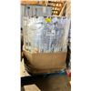 Image 1 : PALLET OF ASSORTED BEACH UMBRELLAS & BEACH MATS