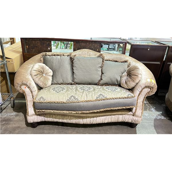 DECOR-REST CHANEL WOOD FABRIC LOVESEAT
