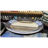 Image 4 : SHELF OF ASSORTED DINNERWARE