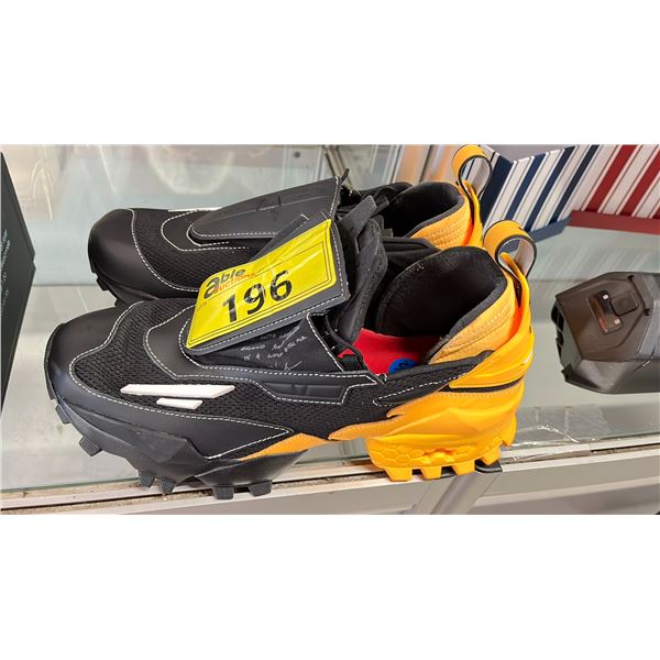PAIR OF REEBOK PYER MOSS TRAIL FURY RUNNING SHOES SIZE 11.5