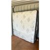 Image 2 : KING SIZE MATTRESS