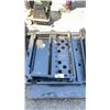 Image 2 : SKID STEER LOADER 29" FORK ATTACHMENT