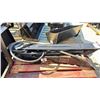 Image 2 : GIYI 5T HYDRAULIC THUMB CLAMPGY-XJ5T, 36" LENGTH, 12KN CLAMPING FORCE SERIAL# GY-XJ5TMZJ2506129