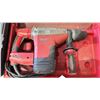 Image 2 : MILWAUKEE 1 3/4"SDS MAX COMBI HAMMER IN A HARD TRANSPORT CASE