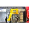 Image 3 : DEWALT DW276 ELECTRIC VSR DECK/DRYWALL SCREWDRIVER IN A HARD TRANSPORT CASE