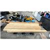Image 1 : PALLET OF ASSORTED LUMBER