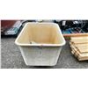 Image 1 : 33.5"W X 28"D X 29"H MOBILE PRODUCT BIN
