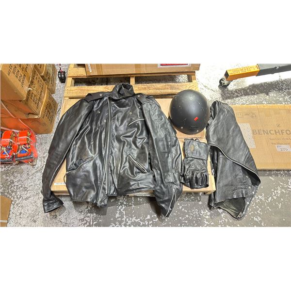 HARLEY DAVIDSON LEATHER JACKET XXL + RIDING GEAR, INCLUDES JIMMY ROAD IRON GLOVES, HELMET