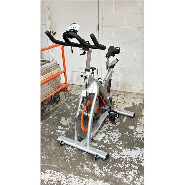 LOUIS GARNAEU INDOOR SPIN BIKE
