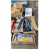 Image 3 : PALLET OF ASSORTED CAULKING GUNS & CONE NOZZLES