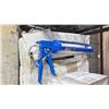Image 2 : (4) CASES OF NEWBORN MODEL RB245 CAULKING GUNS (6 PER CASE)