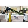 Image 2 : 8 NEWBORN 620AL-CAMO CAULKING GUNS - EACH INCLUDES 3 YELLOW CONE NOZZLES
