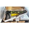 Image 2 : 10 NEWBORN 620AL-CAMO CAULKING GUNS - EACH INCLUDES 3 YELLOW CONE NOZZLES