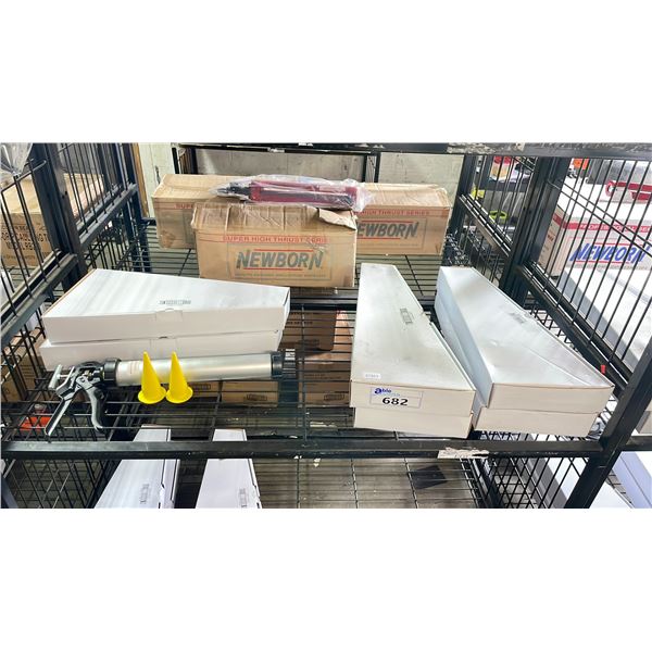 6 NEWBORN 620AL CAULKING GUNS - EACH INCLUDES 3 YELLOW CONE NOZZLES