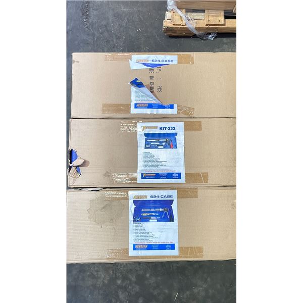 (3) NEWBORN MODEL 624-GTS CAULKING GUN KITS IN HARD CARRY CASES