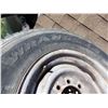Image 2 : Wrangler tires LT245 - 75R16.