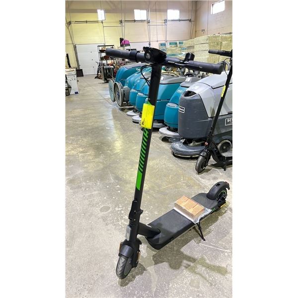 ACER ELECTRIC SCOOTER WITH CHARGER & BATTERY *NEW IN BOX*