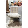 Image 2 : 101 STORIES LIGHT GREY NYSERA CHAIR *IN BOX* ( 1 CHAIR PER BOX, BOX MEASURES 29.5"L X 35"W X