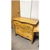 Image 2 : 3 DRAWER PORTABLE DRESSER 36" X 20.5" X 34"