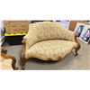 Image 2 : ANTIQUE VICTORIAN SETTEE