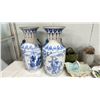 Image 2 : SHELF OF ASSORTED ITEMS INCLUDING; VASES, FRUIT BASKET, PLATE & MORE