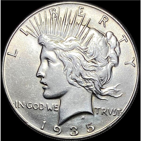 1935 Silver Peace Dollar CLOSELY UNCIRCULATED