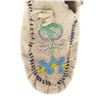 Image 3 : Chippewa Ojibwe Beaded Hide Moccasins 1940s