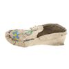 Image 4 : Chippewa Ojibwe Beaded Hide Moccasins 1940s