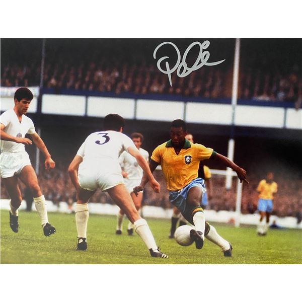 Soccer legend Pele signed photo