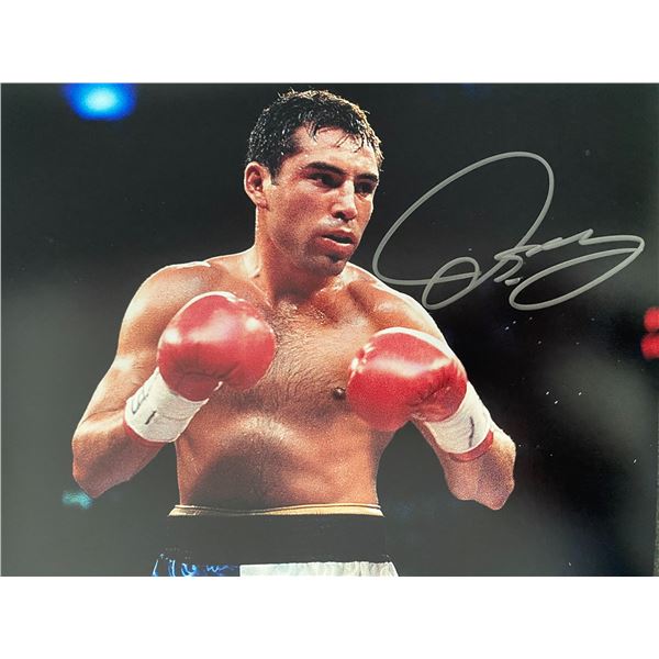 Boxing Champion Oscar De La Hoya signed photo