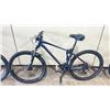 Image 2 : SPECIALIZED PITCH NAVY BLUE 27 SPEED, FRONT SUSPENSION MOUNTAIN BIKE WITH FULL DISC BRAKES