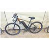 Image 2 : GYROCOPTER BRIO BLACK/ORANGE 21 SPEED FRONT SUSPENSION ELECTRIC BIKE FULL DISC BRAKES