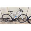 Image 1 : SPECIALIZED VITA WHITE 24 SPEED CARBON FIBER RACING STYLE BIKE