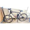Image 1 : SPECIALIZED HARDROCK BLACK 27 SPEED FRONT SUSPENSION MOUNTAIN BIKE WITH FULL DISC BRAKES