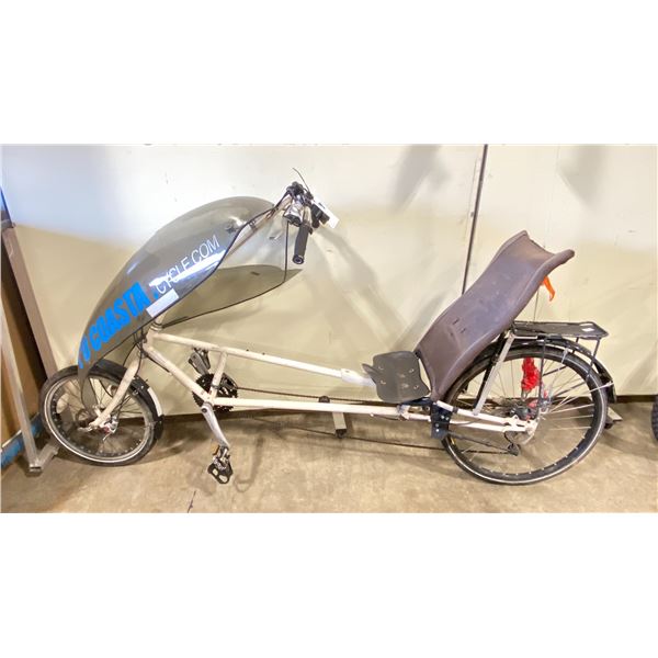 NO NAME 21 SPEED WHITE RECUMBENT BICYCLE * DAMAGED WINDSHIELD *